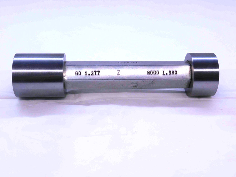 1.3770 & 1.3800 CL Z PIN PLUG GAGE GO NO GO 1.3750 +.0020 1 3/8 35 1.377 1.380 - JG0036CU4