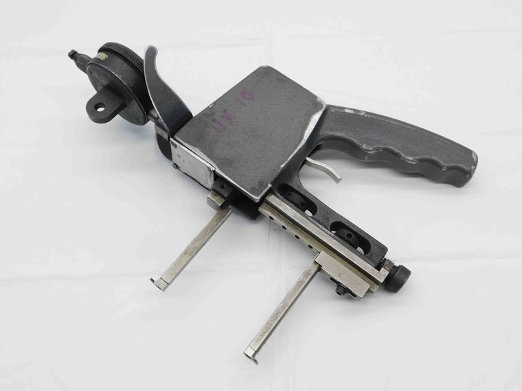 FEDERAL? INTERNAL GROOVE GAGE APPROXIMATELY 4" RANGE W/ FEDERAL .0005" INDICATOR - BR12385CZ5