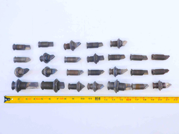 26pc LOT OF DEVLIEG MICROBORE ADJUSTABLE BORING CARTRIDGES 7 AND 10 FRAME SIZE - JG5139BC6