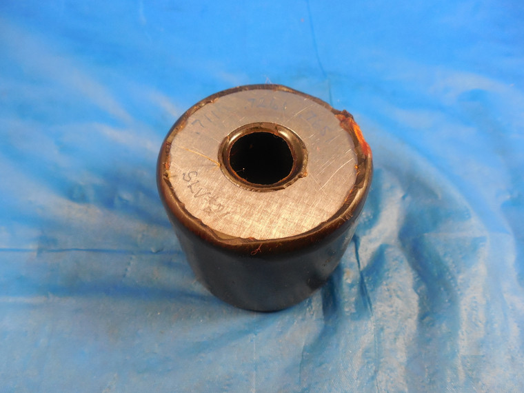 .7110 .7261 .7651 SMOOTH STEP PLAIN BORE RING GAGE .7188 OVERSIZE 23/32 18.443