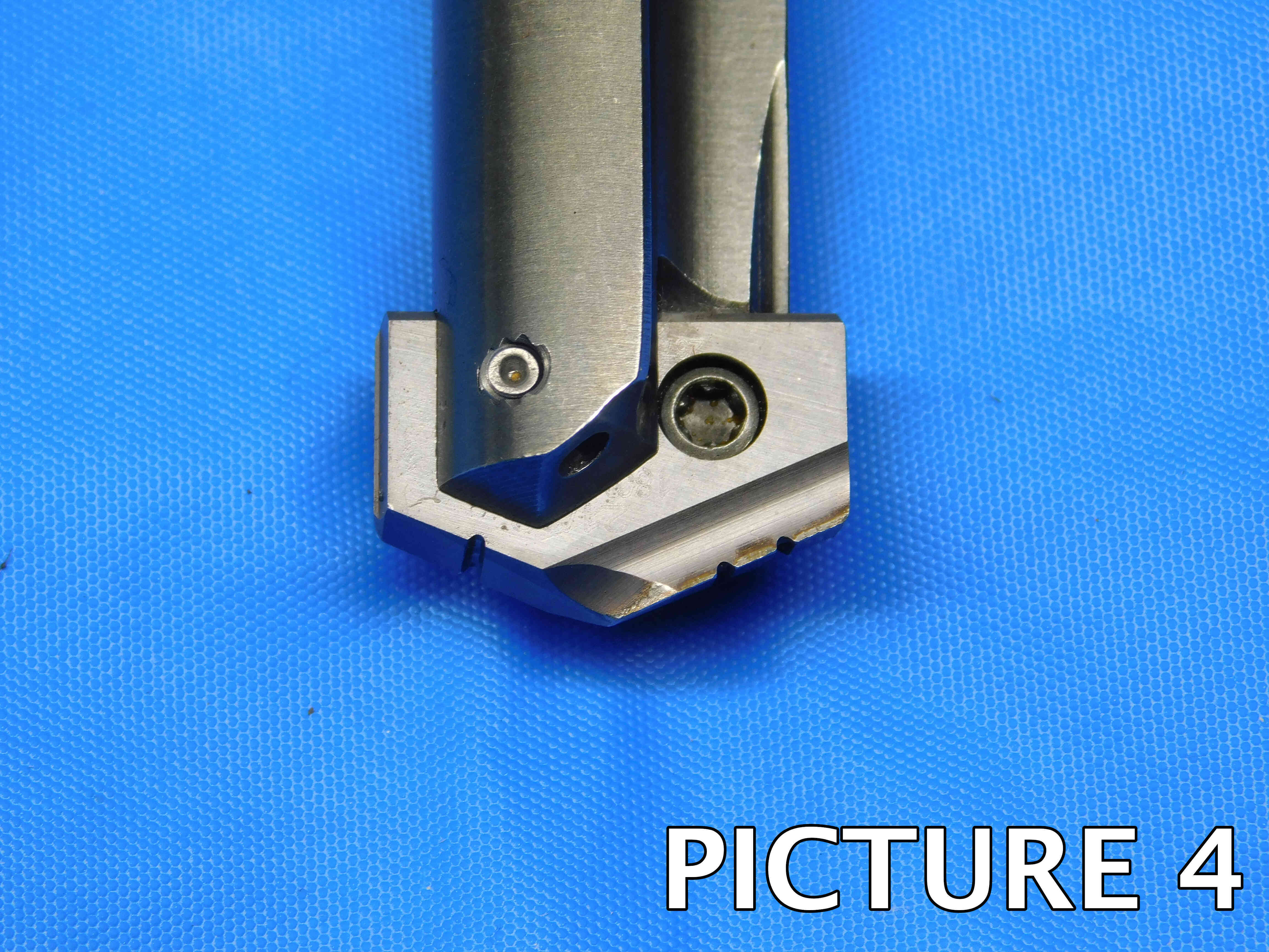 idnewpic2d2.jpg idnewpic2d2.jpg