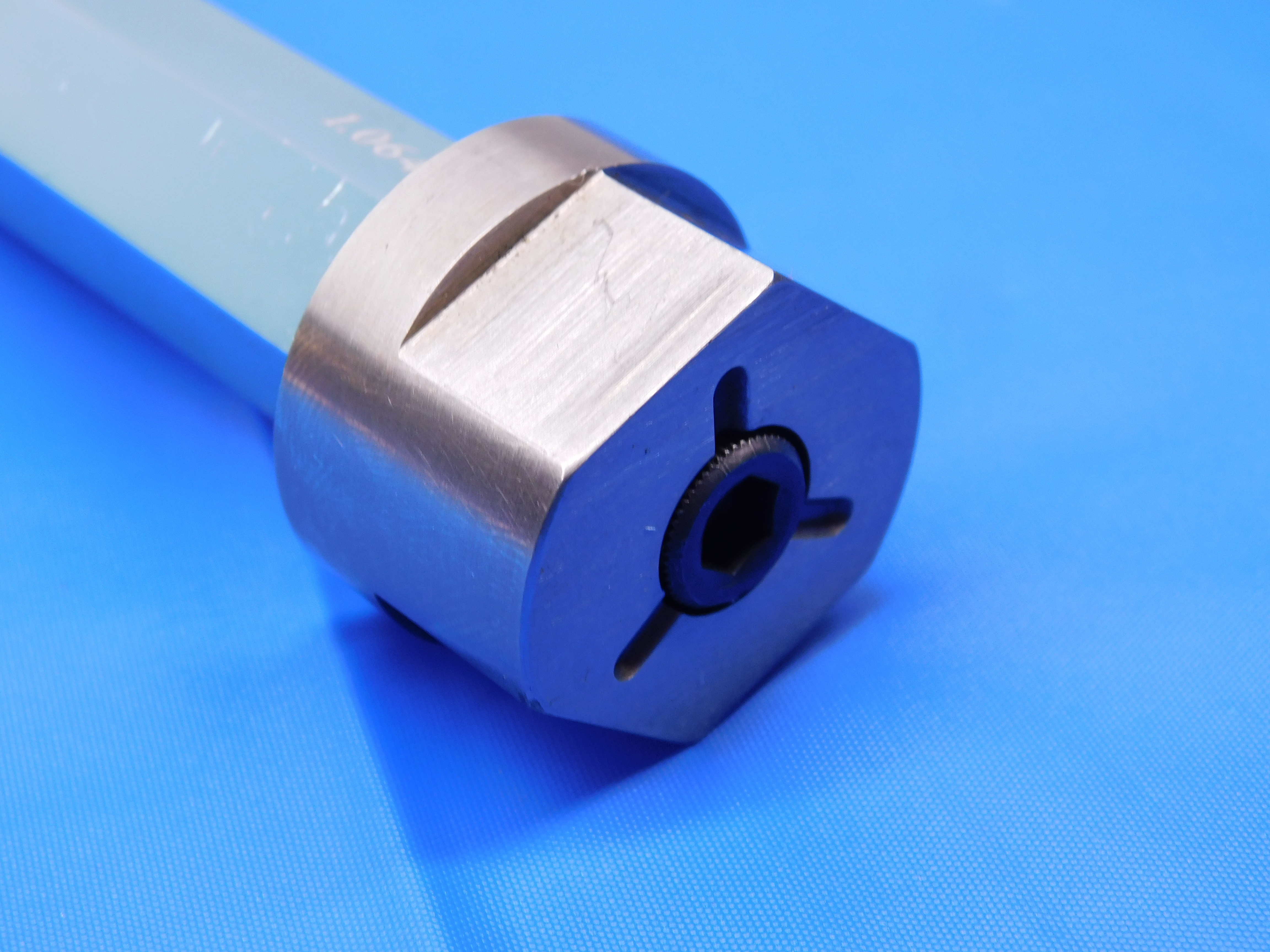 pin-plug-flat-2.jpg