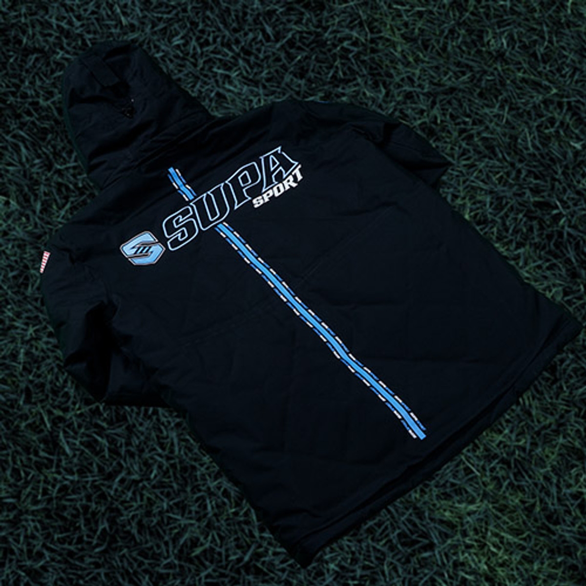 Supacolor Soft Shell Blocker prevents dye migration on soft shell fabrics, offering a soft, screen print-like feel with high wash durability.