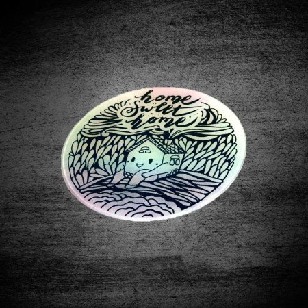 Round glass cutting board with smooth edges and transparent surface