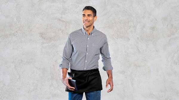 Man wearing server apron