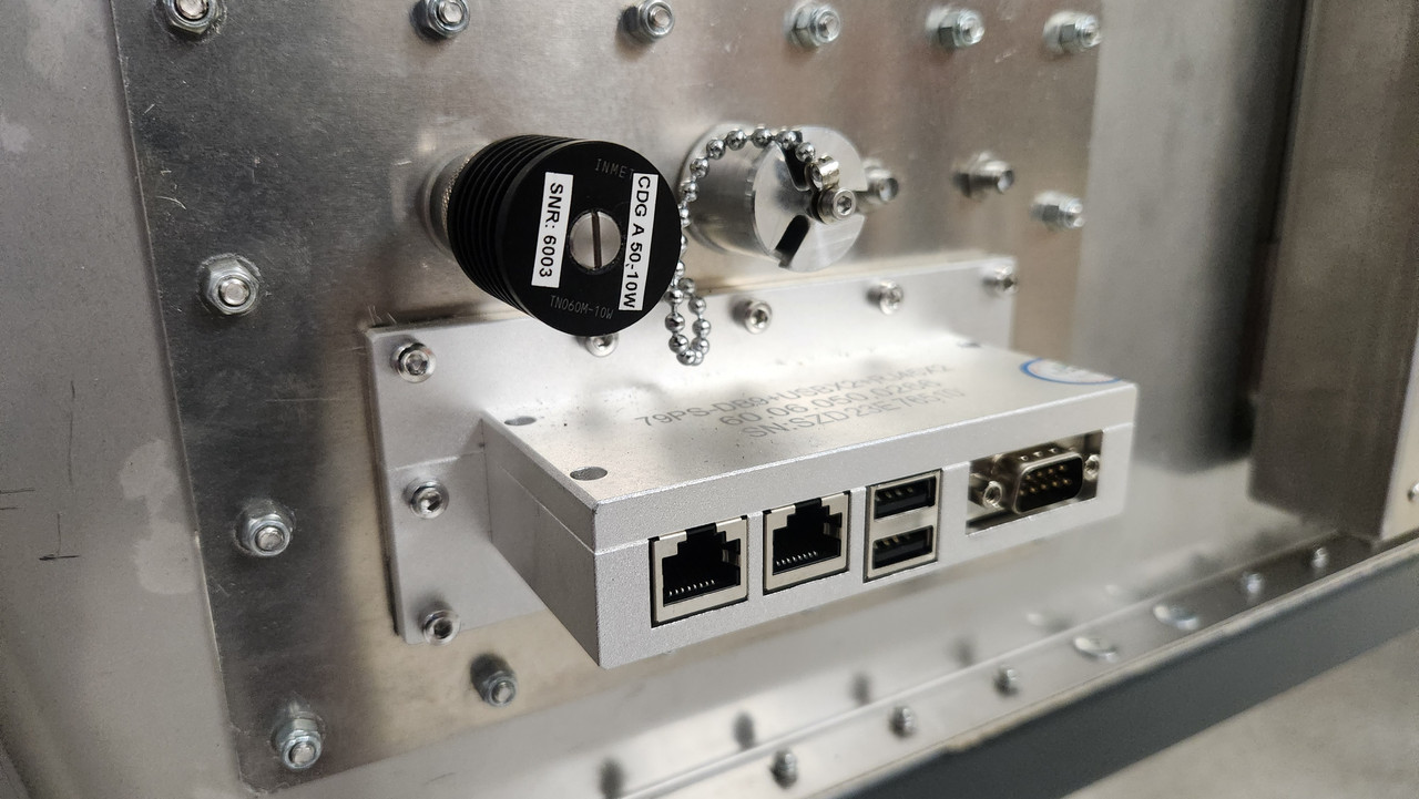 GTEM 750 Transverse Electromagnetic (TEM) Waveguide