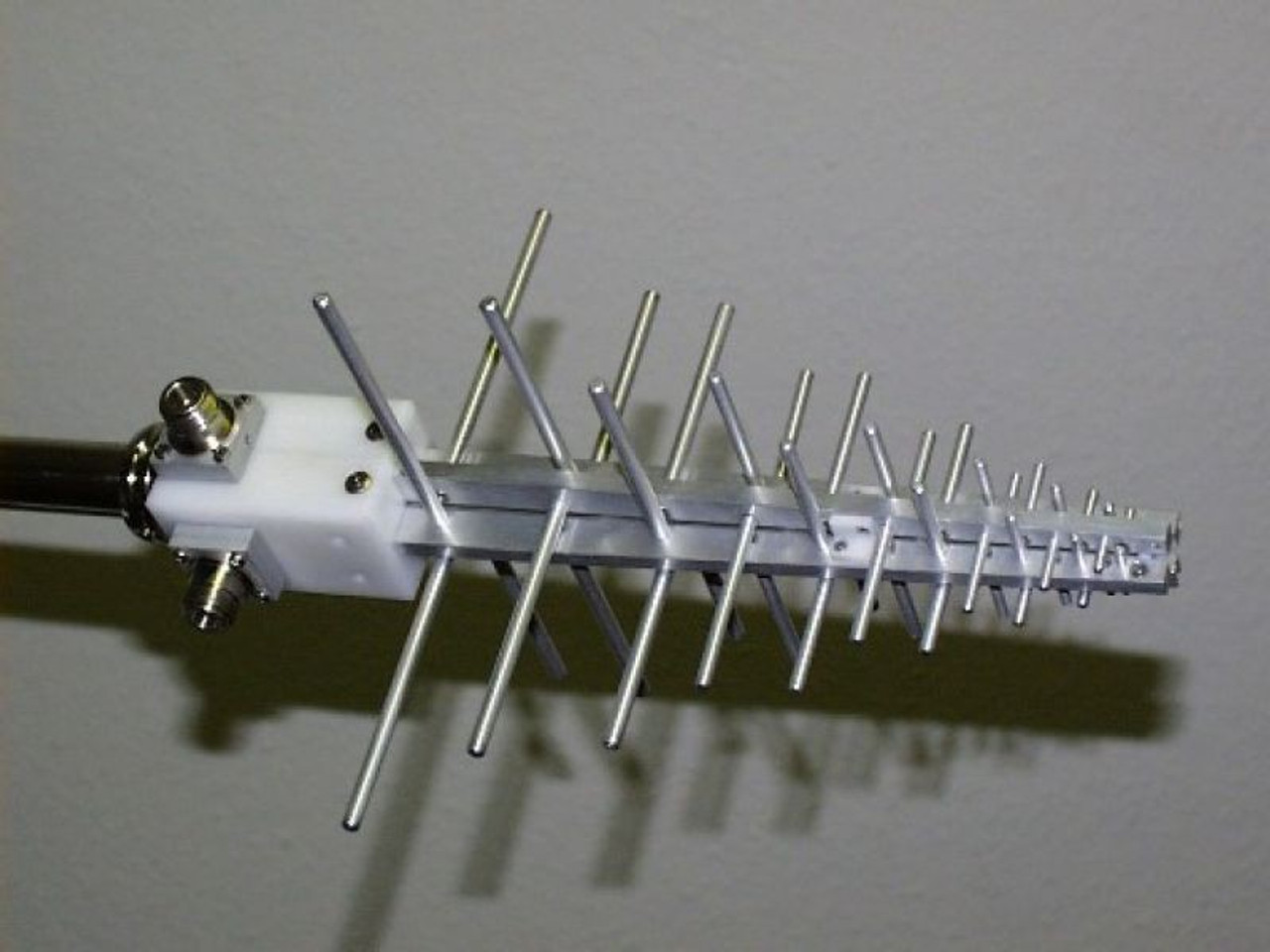 Schwarzbeck XSLP 9142 Dual Polarized Logarithmic Periodic Antenna