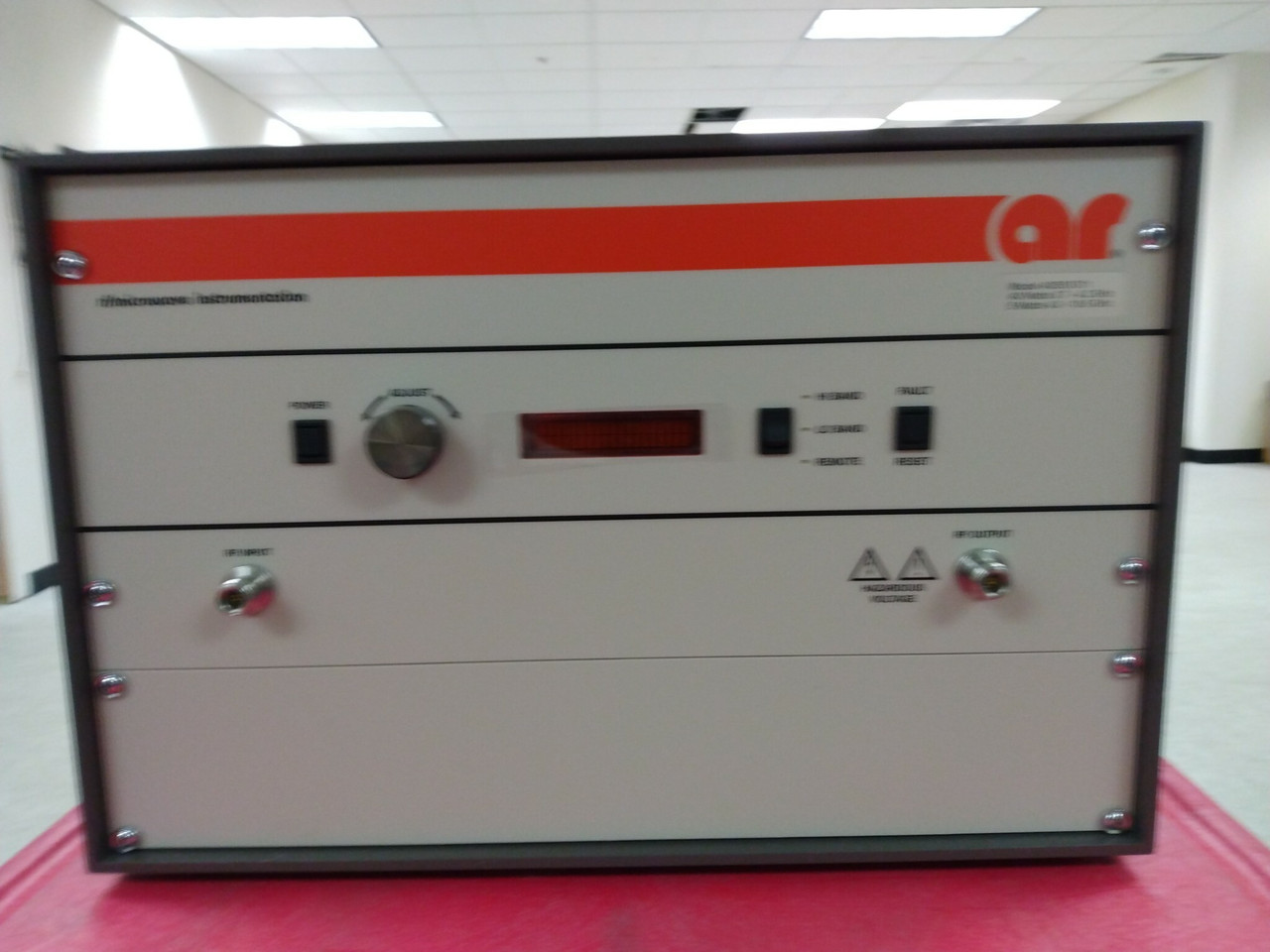Amplifier Research 40/5S1G11 Dual-band Amplifier 700 MHz - 10.6 GHz