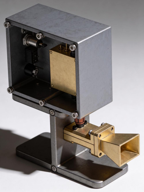 18 GHz - 40 GHz Double Ridged Horn Antennas