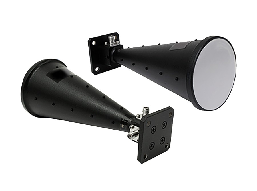 アンテナ KURANISHI RG-1000 QRHA40G 18 GHz to 40 GHz Quad Ridge Horn Antenna - The EMC Shop