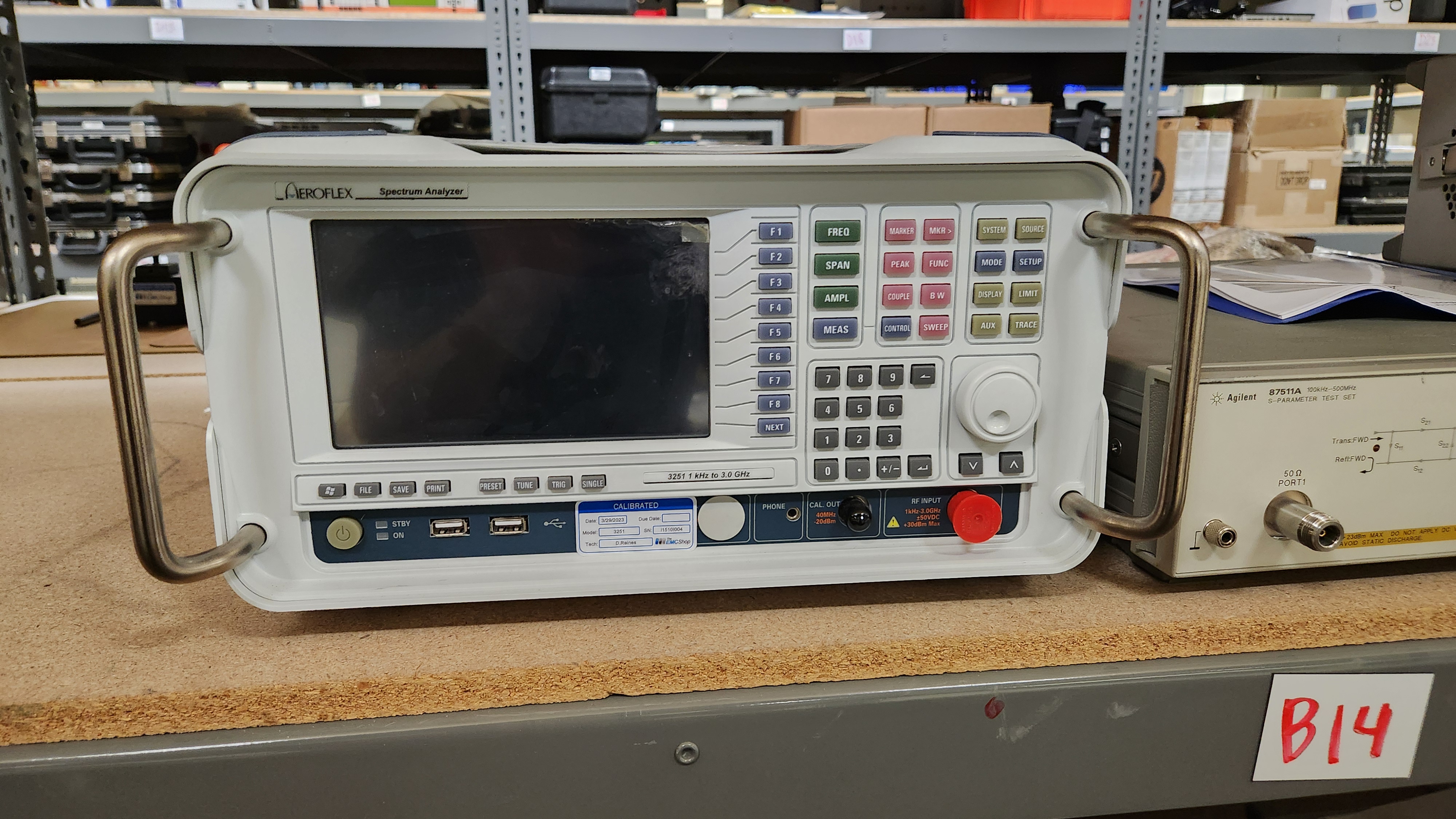 Aeroflex 3250 1 kHz to 3 GHz Spectrum Analyzer