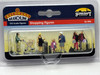 Bachmann Scenecraft 00 gauge 1/76 scale Shopping figures.
