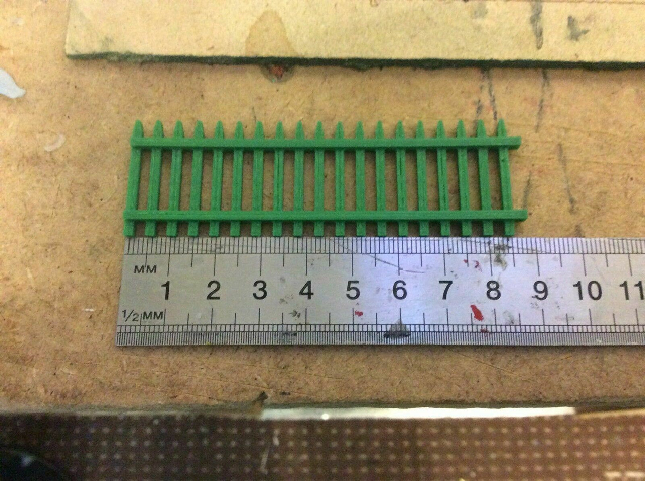 1:76 3D Printed Security fence (green) - 6pkt