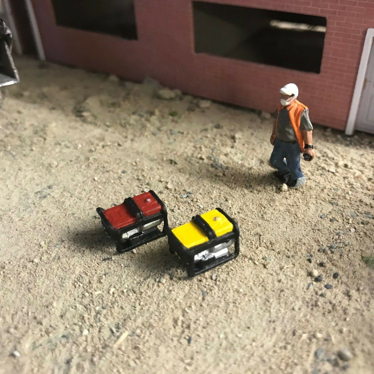 2X 1:76 scale/ 00 Gauge 3d resin Printed portable generators (yellow)