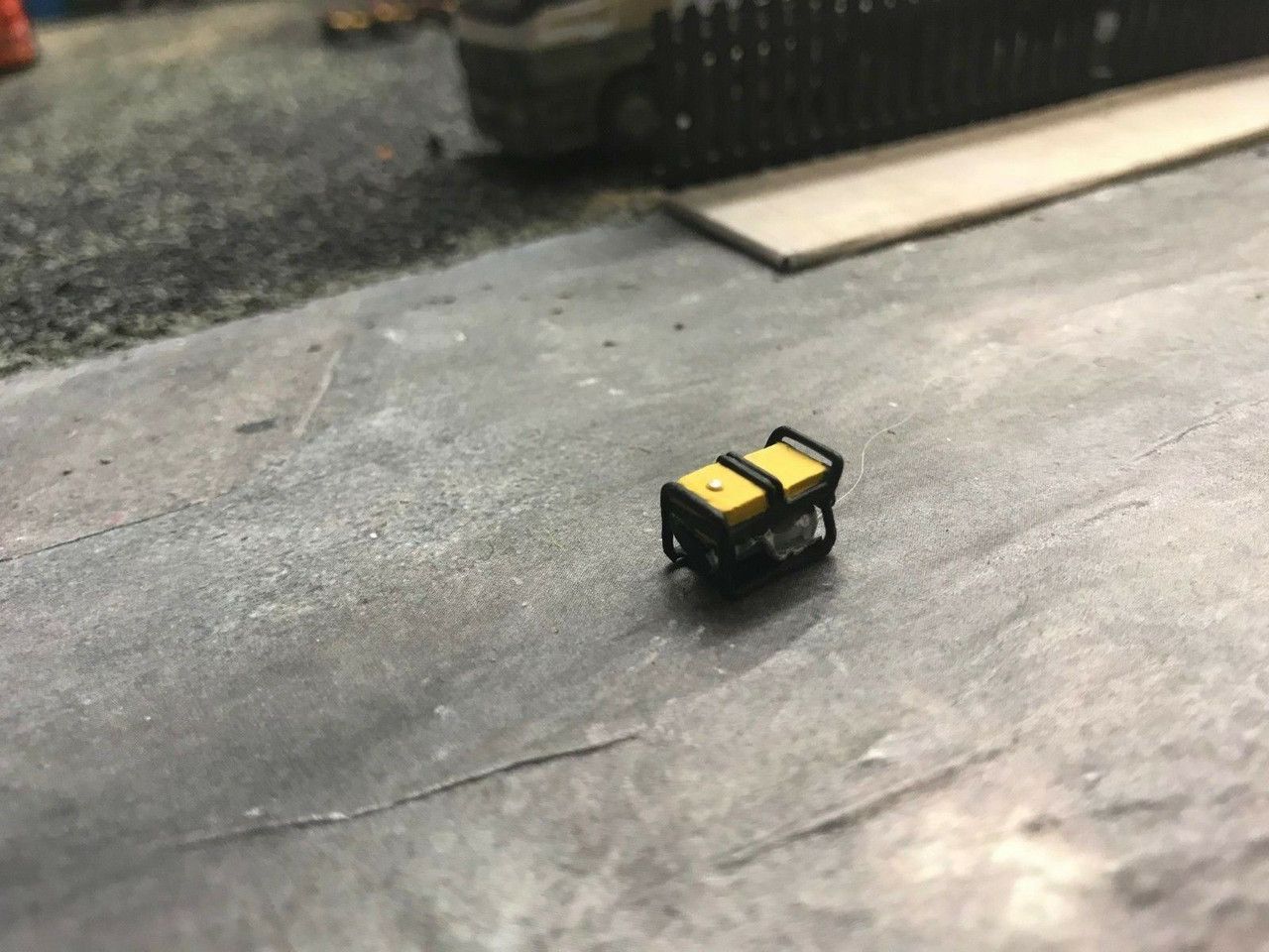 2X 1:76 scale/ 00 Gauge 3d resin Printed portable generators (yellow)