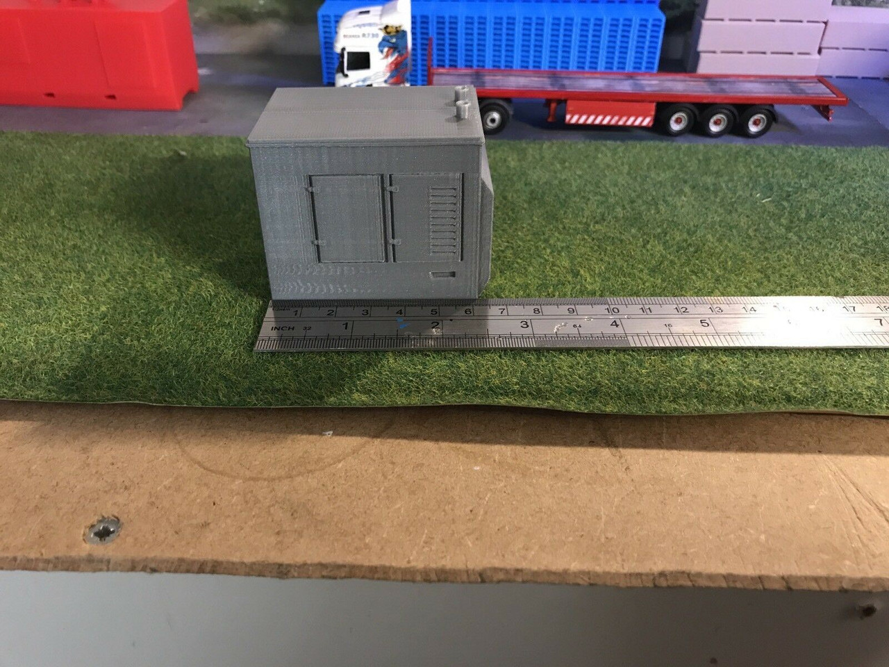 1/50 Fairground Lorry Generator. (Grey)