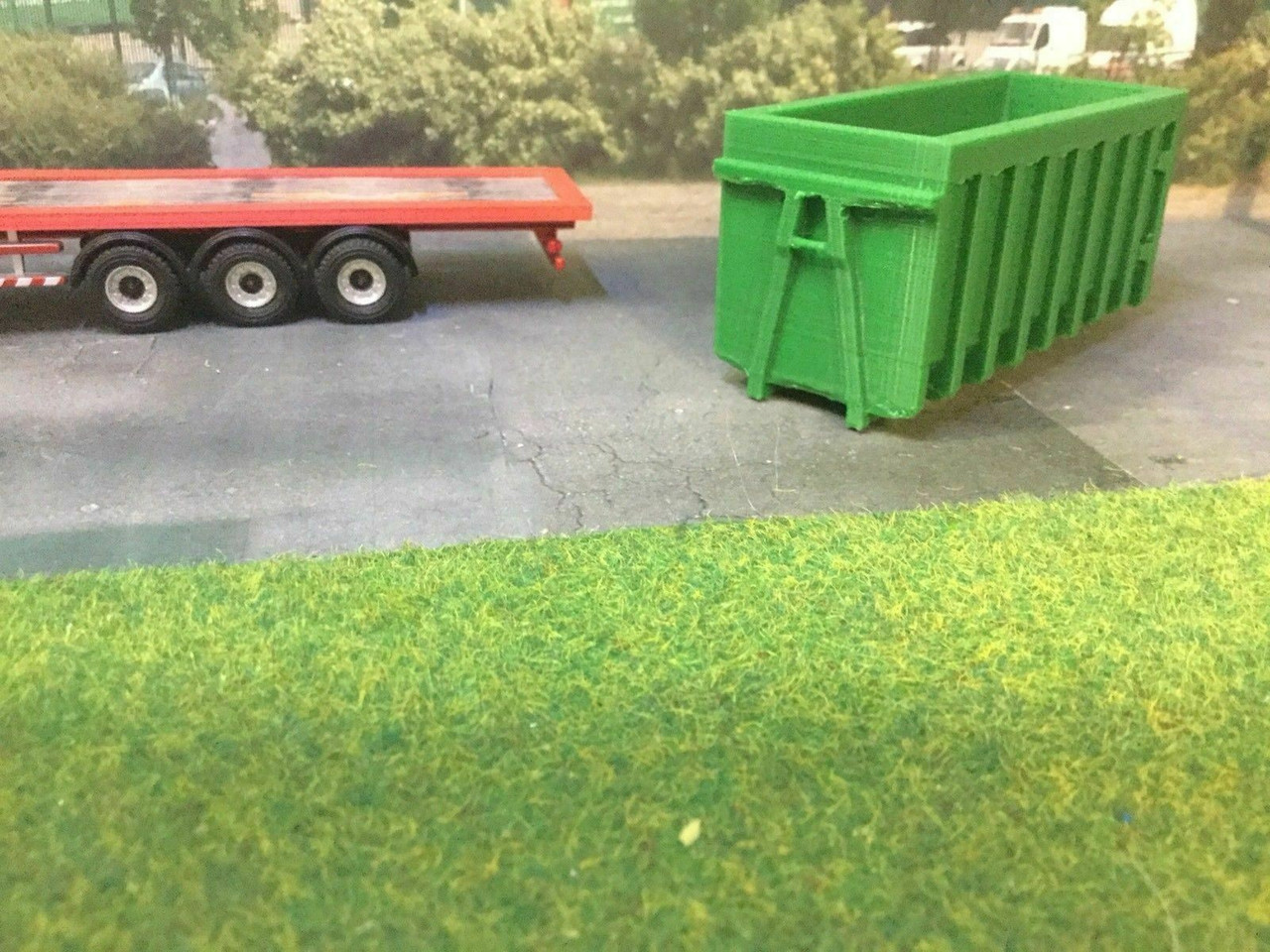 1:76 Scale Roll on Roll off Green Skip