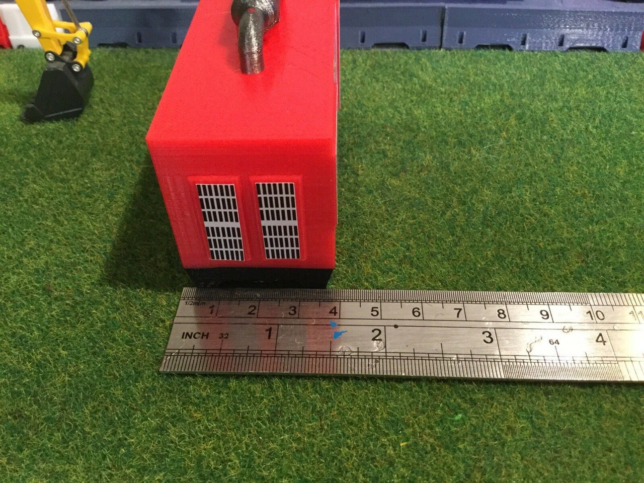 1/50 Scale large generator red