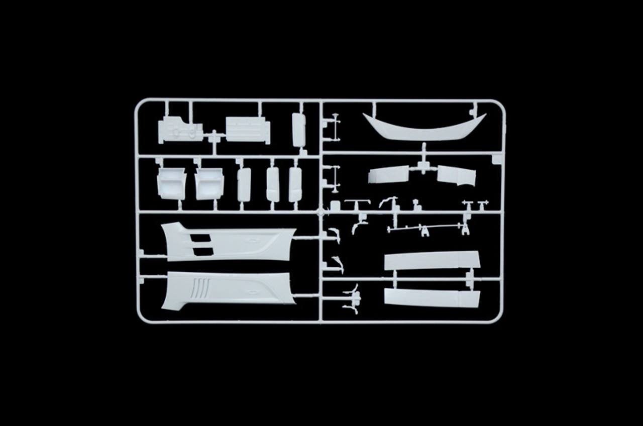 Italeri 1:24 3935 Mercedes-Benz ACTROS MP4 Giga Space Showtruck