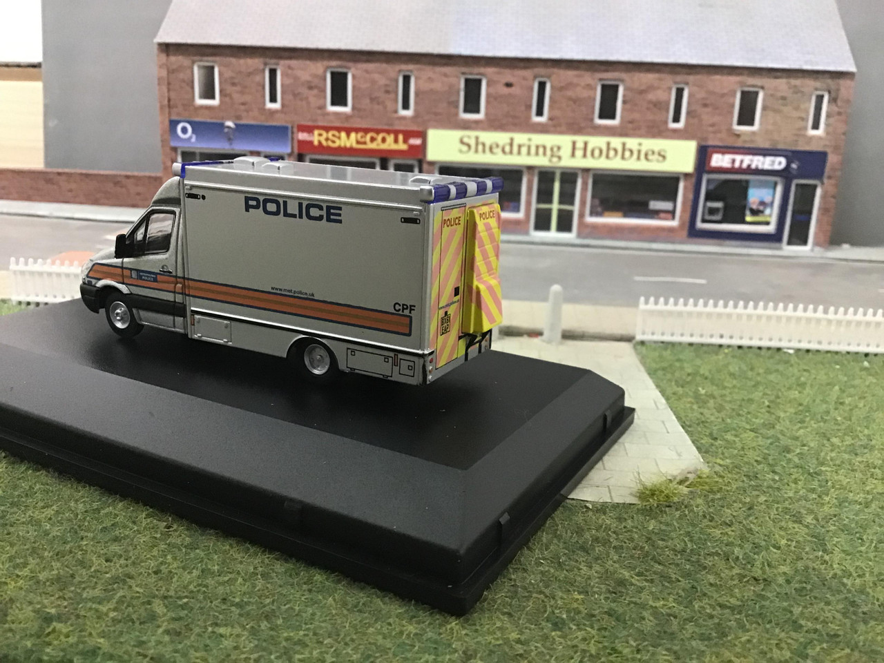 1/76 Mercedes Explosive Ordinance Disposal Met Police