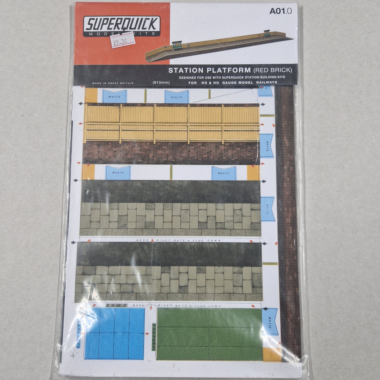 1-76 00 Gauge Station Platform (Red Brick) (superquick card kit)