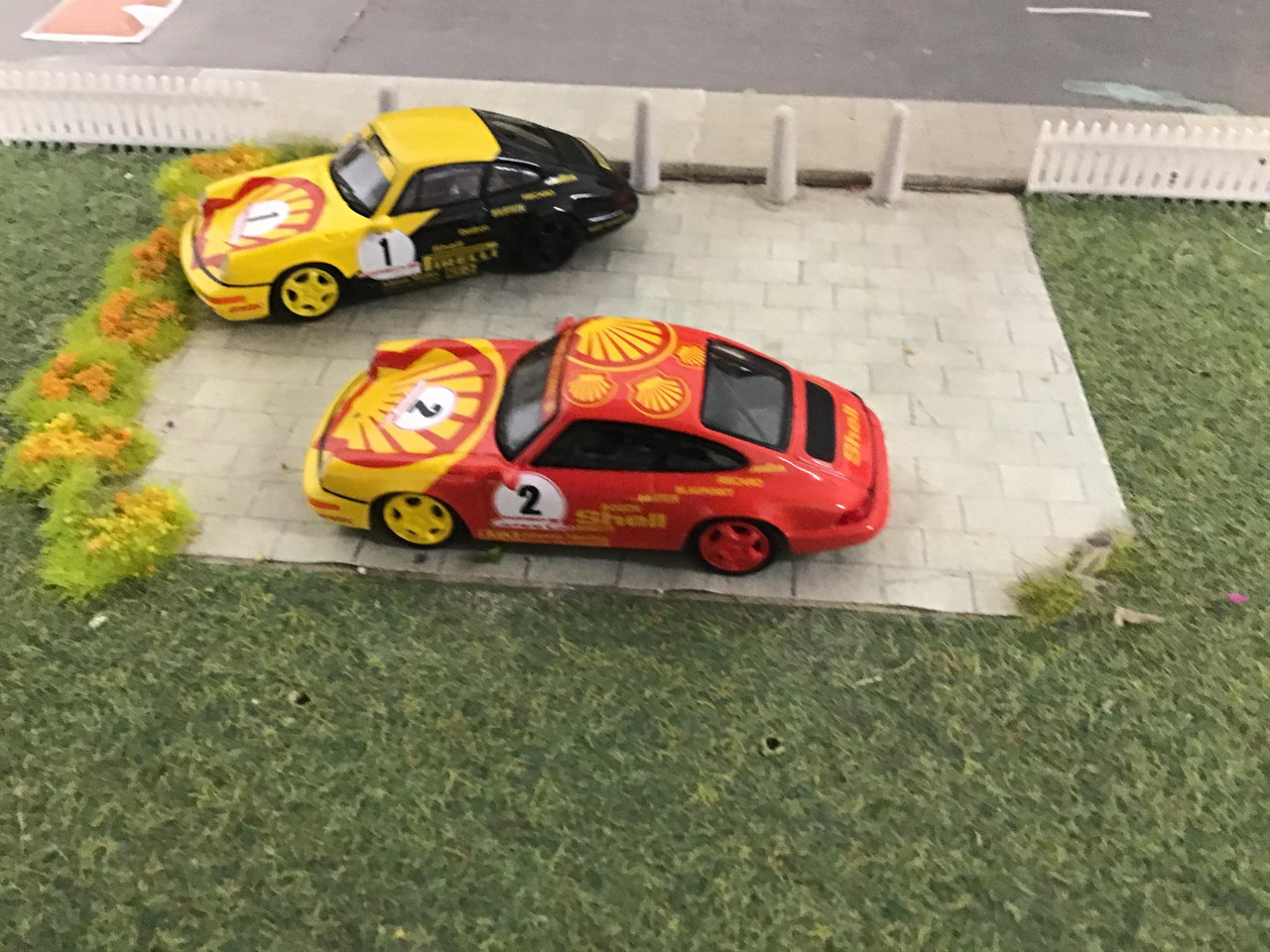 1/64 Shell Porsche 911(964) Cup Combo