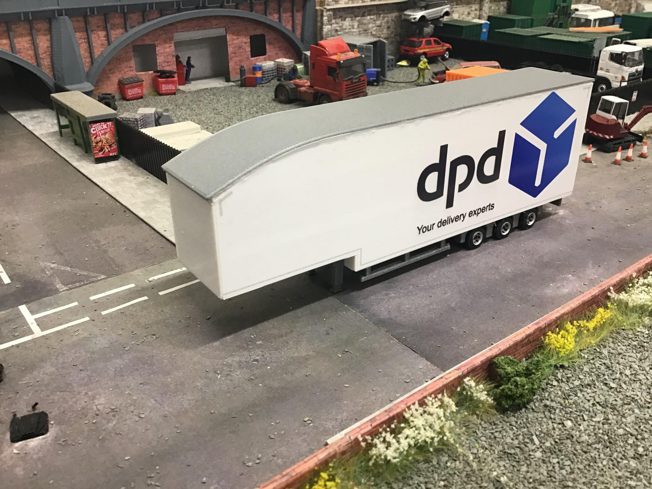 1/76 3D printed Double Deck Trailer dpd Livery (Blue)