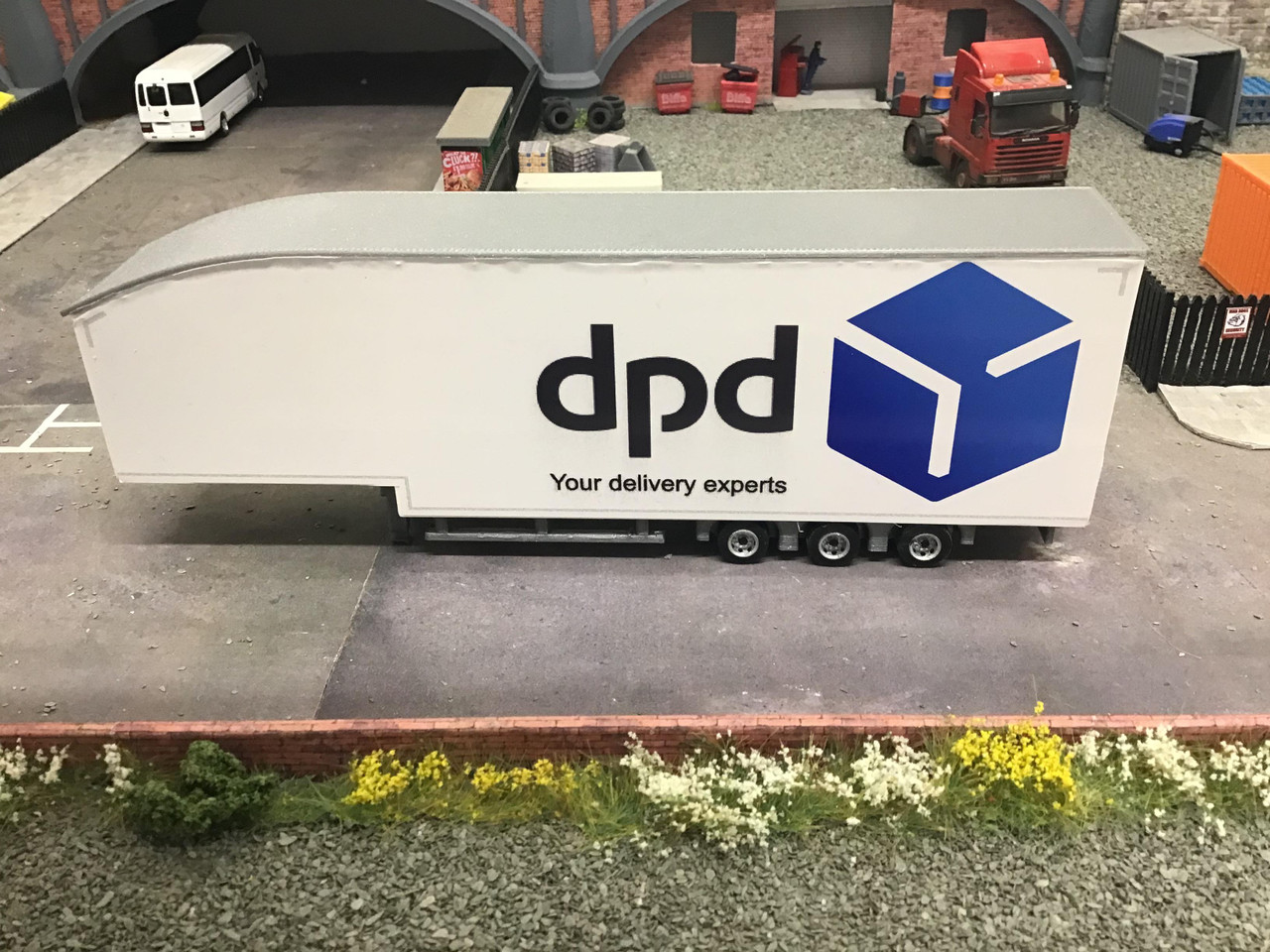 1/76 3D printed Double Deck Trailer dpd Livery (Blue)