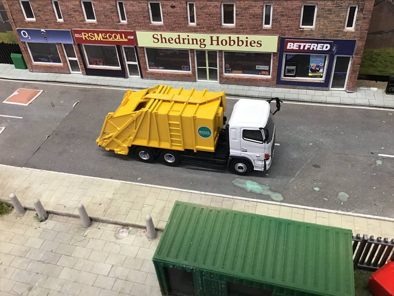 1:76 Scale Tiny Diecast  HINO 700 Refuse Truck