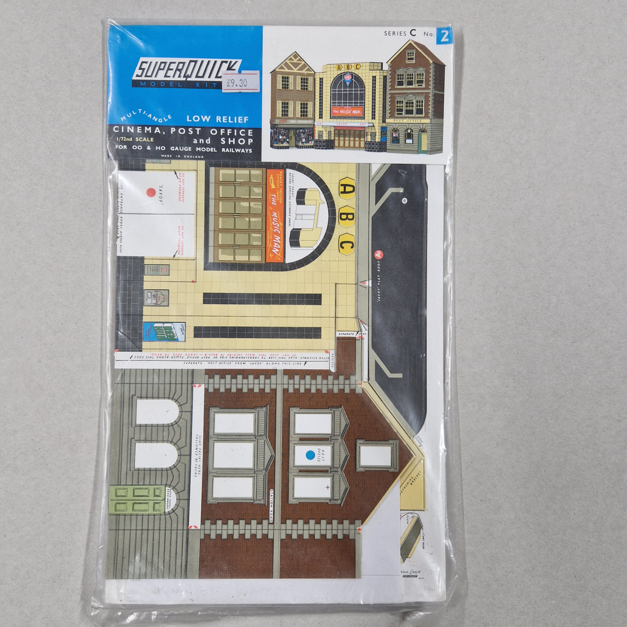 1-76 00 Gauge Cinema, Post office and shop (superquick card kit)