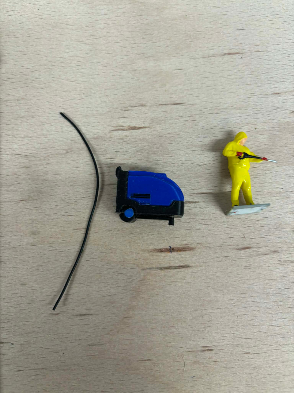 1/50 Scale Power Washer with Hand Painted Figure(Blue)