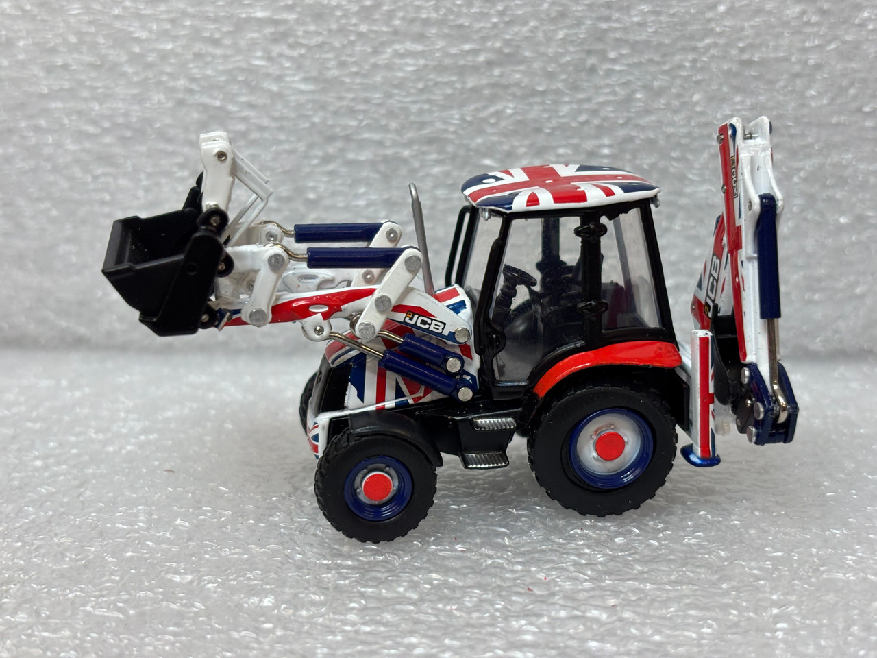 1/76 Oxford Diecast JCB 3CX Eco Backhoe Loader Union Jack Livery