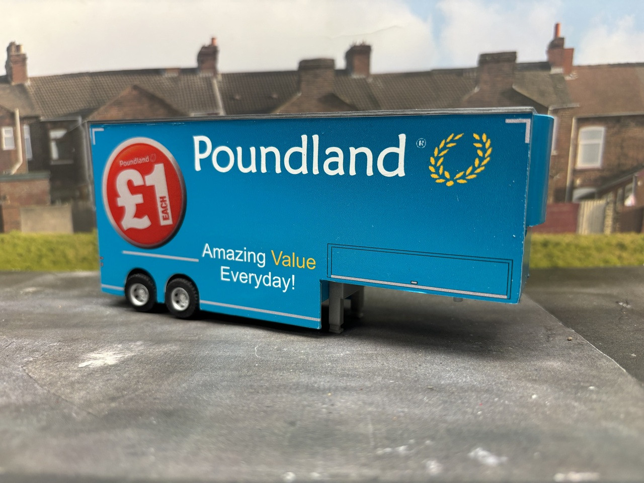 1-76 Urban Double Deck Trailer only (Poundland)