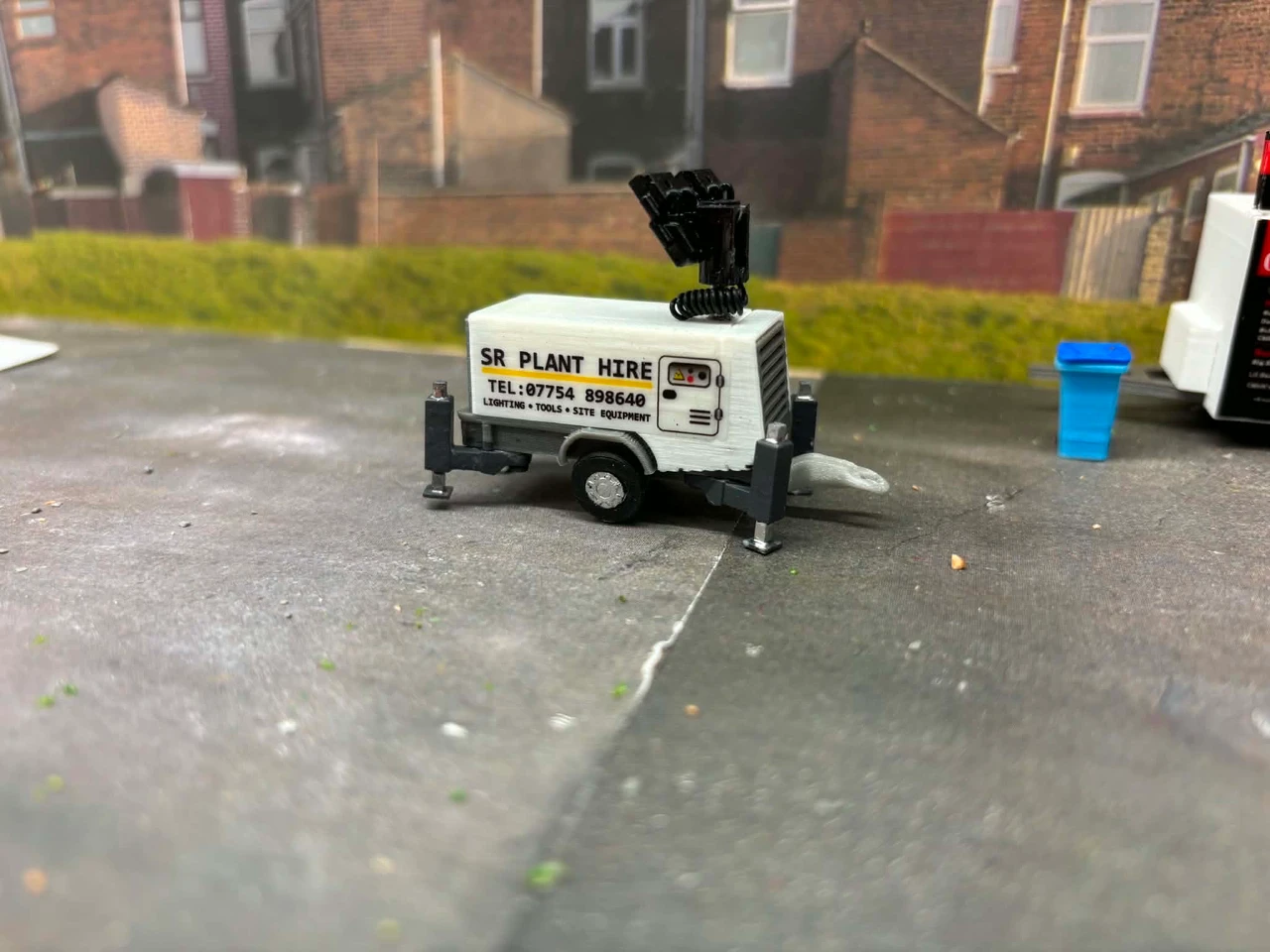 1/76 Scale Folded Down Lighting Tower
