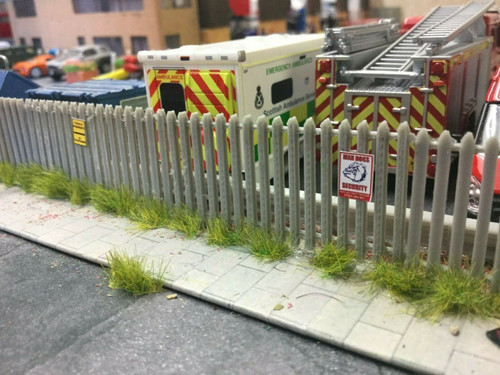 1:76 Scale Security Fencing Palisade style Fence (short,Grey)
