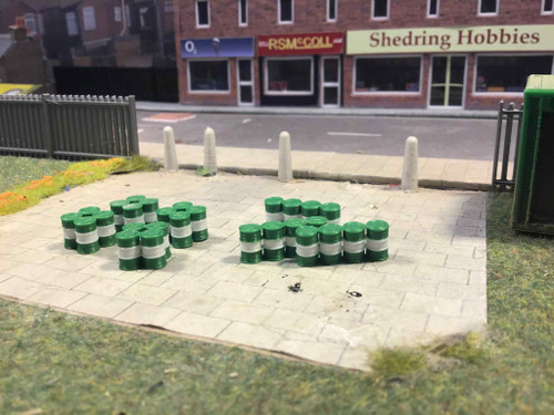 N Gauge Green and White Barrels...32 pack