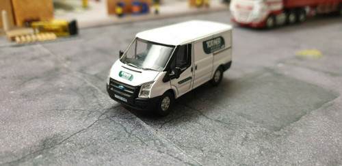 1/76 Code 3 Turner Van hire Ford Transit Flat roof