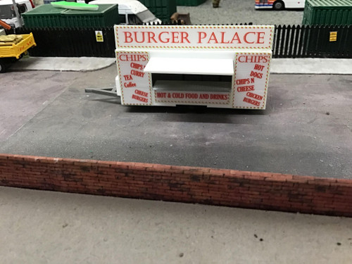 1:76 scale / OO gauge Burger Palace snack van