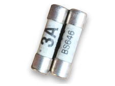 Dencon SM3/2NB BS646 Fuses 3 Amp x 2 SM3/2NB