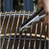 Dellonda DG181 Grill Grid Gripper for Kamado BBQs