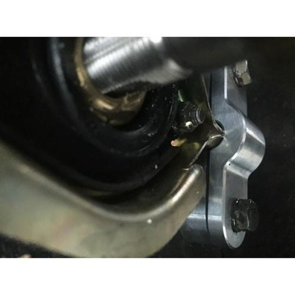 BLOX 2-Piece Billet Aluminum Solid Shifter Bushing 88-00 Civic/CRX 90-01 Integra BXAC-00321
