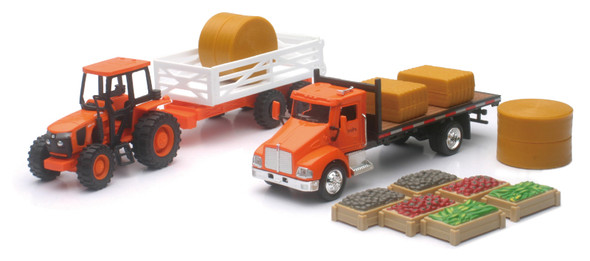 New Ray Toys Kubota Farm Tractor Play Set with Truck, Trailer, Crates and Haybales/ Scale - 1:32 SS-15815A