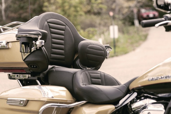 Mustang 08-21 Harley Electra Glide Std, Rd Glide ,Rd King ,Str Glide Super Touring Arm Wrap - Black 79014