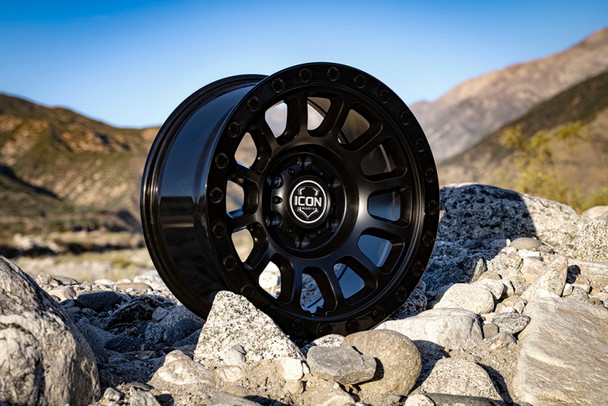 ICON Hulse 17 X 8.5 6 X 5.5 0mm Offset 4.75in BS Double Black 8017858347DB