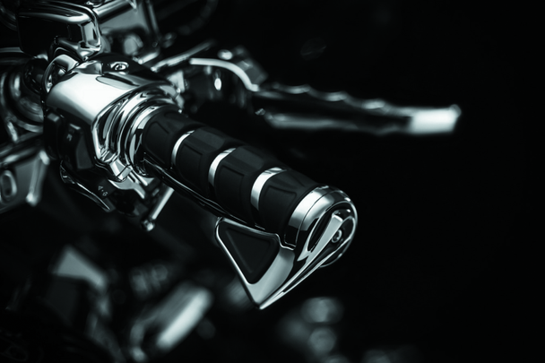 Kuryakyn Kinetic Grips Chrome 6352