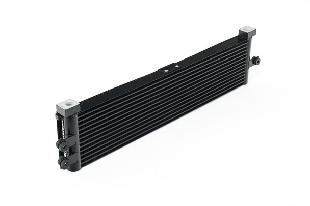CSF BMW F8X M3/M4/M2C Engine Oil Cooler w/ Rock Guard 8220
