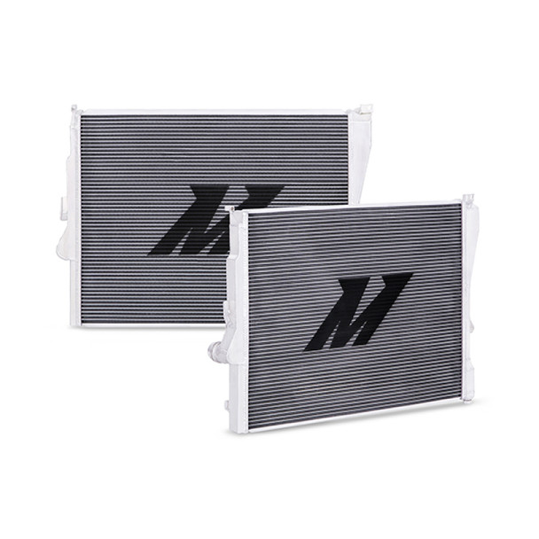 Mishimoto 99-06 BMW 323i/323i/328i/330i w/ Auto Transmission Performance Aluminum Radiator MMRAD-E46-323A