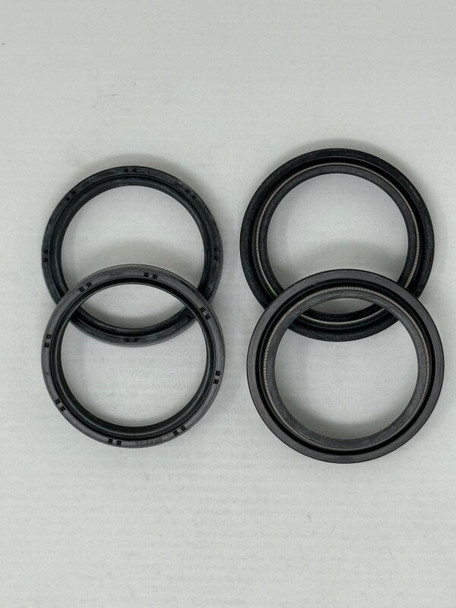KYB 05+ KTM/ GasGas/ Husqvarna/ Sherco Front Fork Oil and Dust Seal Set 48 mm. 117774800101