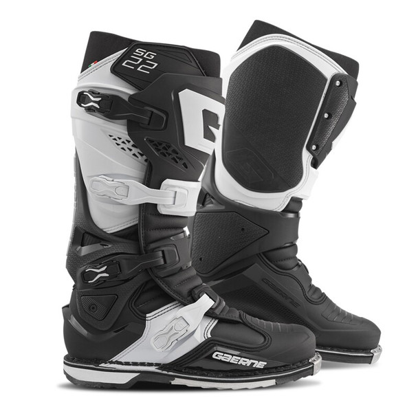 Gaerne SG22 Boot Black/White Size - 8 2262-020-8