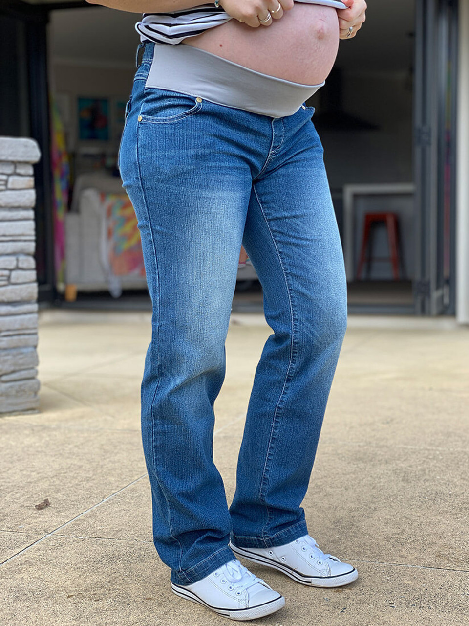 Boyfriend Maternity Jeans - Relaxed Fit - Roll them up for a relaxed look - Maternity Jeans